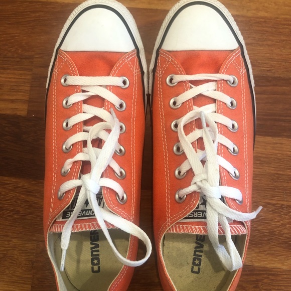 Orange converse size 8Men size 10women never worn - Picture 8 of 8